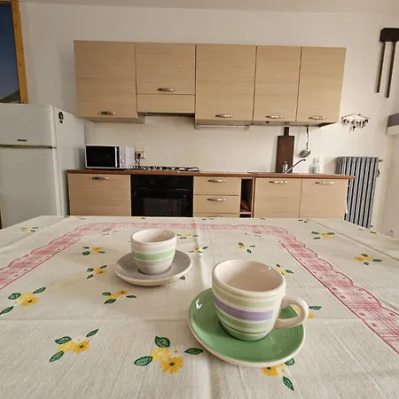 Casa Dell'alpino * קאפרינו ורונזה
