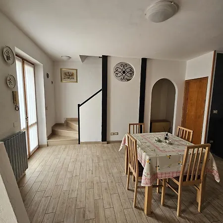 Casa Dell'alpino בית נופש